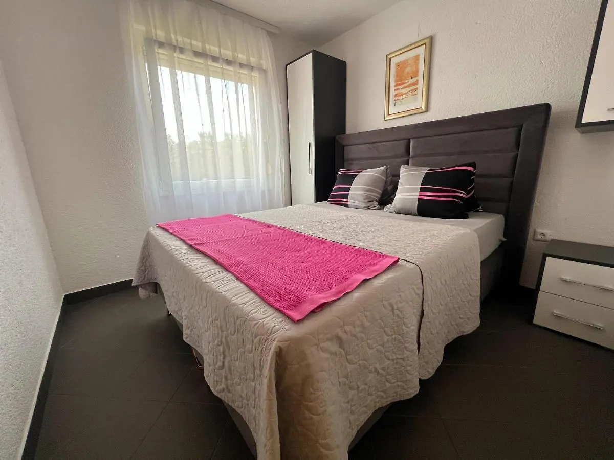Apartments Dream House Zaton 0*, Zaton (Zadar)